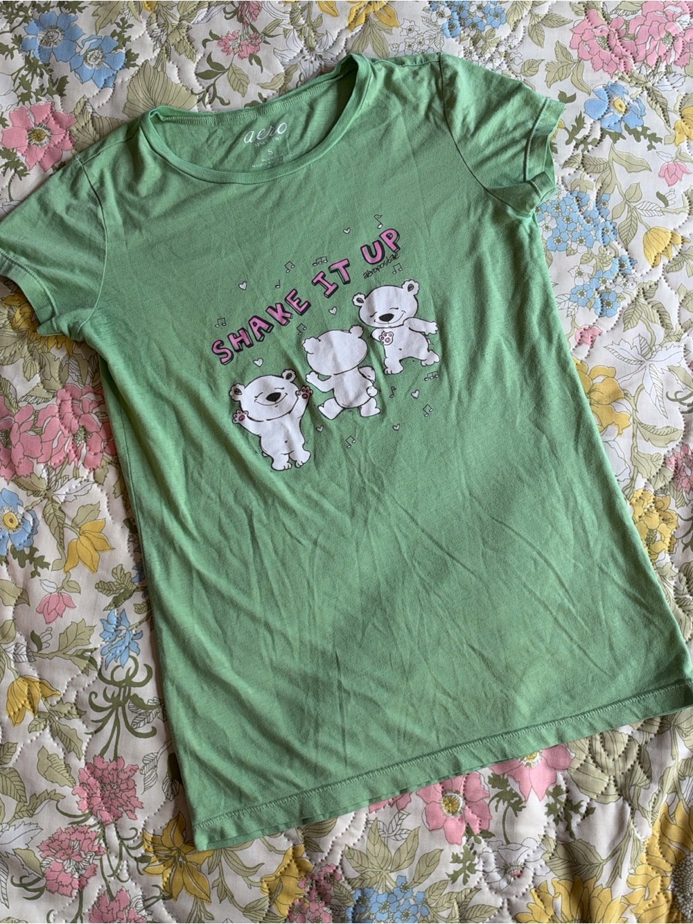 Aeropostale Light Green "Shake It Up" Polar Bear Graphic Tee